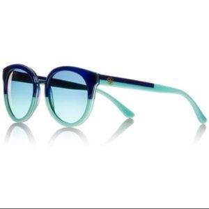 60% off Mint Tory Burch Panama Sunglasses